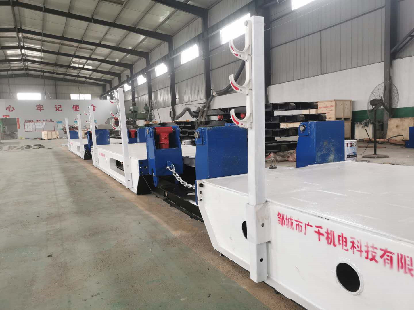 自移式设备列车的使用特点 自移式设备列车的使用特点